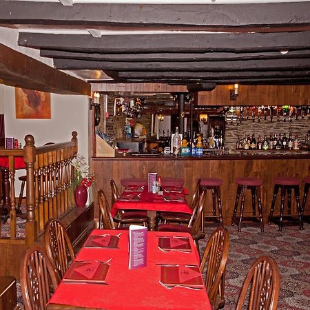 The White Hart Hotel Menheniot Ngoại thất bức ảnh