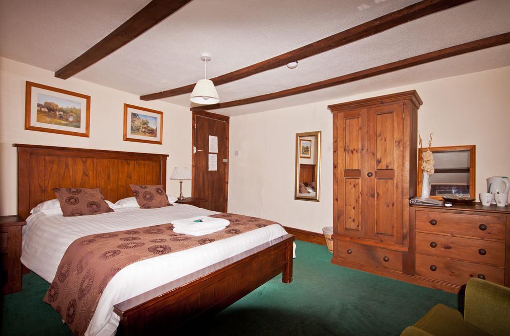 The White Hart Hotel Menheniot Phòng bức ảnh