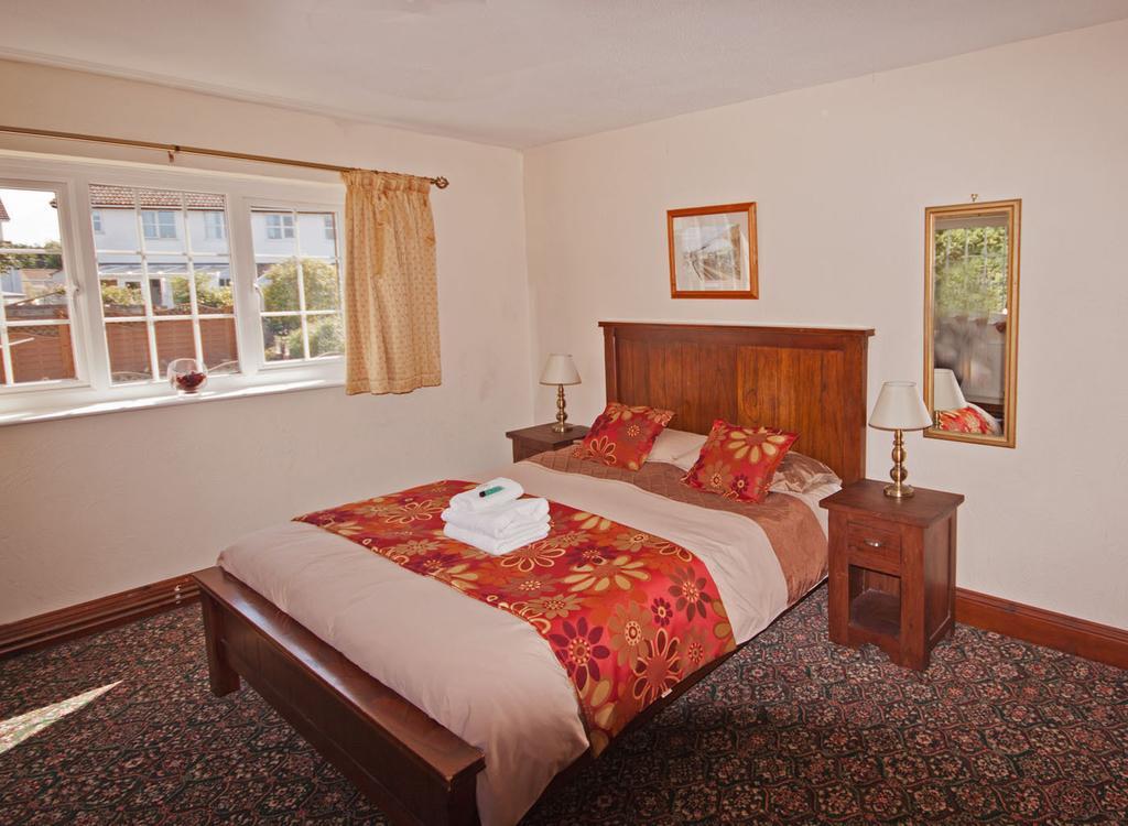 The White Hart Hotel Menheniot Ngoại thất bức ảnh